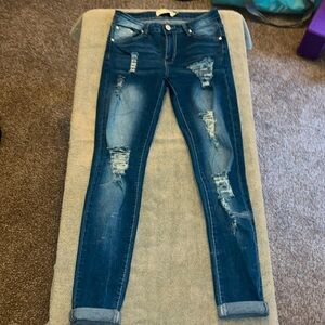 Buzz Jeans Distressed Skinny Jeans